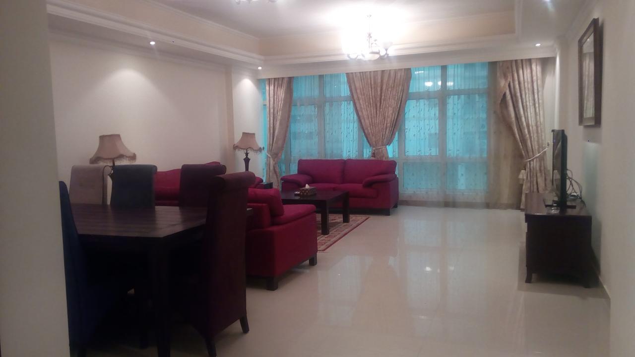 Ferienwohnung Zubara Plaza II Manama Exterior foto