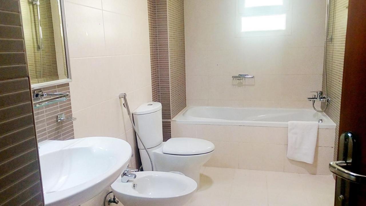 Ferienwohnung Zubara Plaza II Manama Exterior foto