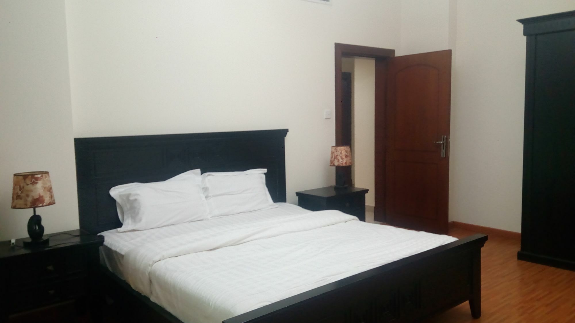 Ferienwohnung Zubara Plaza II Manama Exterior foto